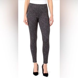 Liverpool LA Reese Print High Waist Ankle Leggings, black cheetah, sz 0.  NWT